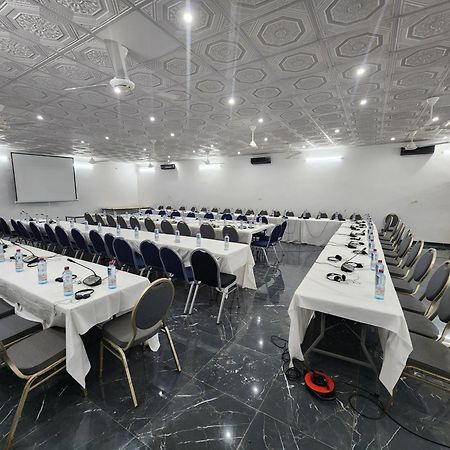 Hotel Les Fleurettes Ouagadougou Eksteriør bilde