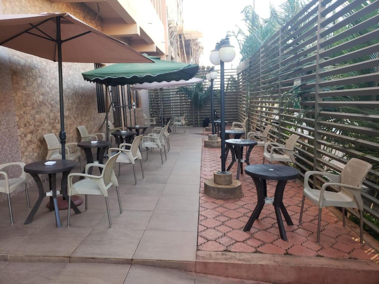 Hotel Les Fleurettes Ouagadougou Eksteriør bilde